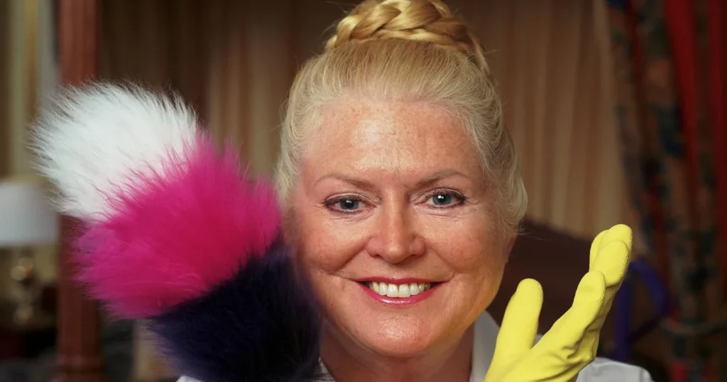 Kim Woodburn dies aged 83.