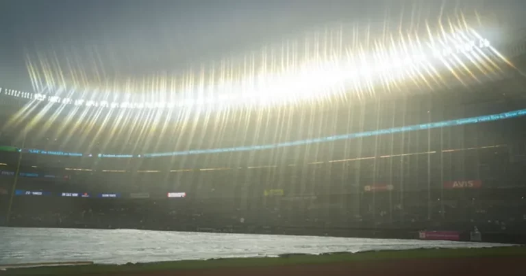 Yankees-Twins finale delayed by rain in New York